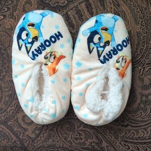 Kids Cartoon Slippers - Cream and Blue
